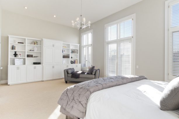 beige carpet color goes with light gray walls