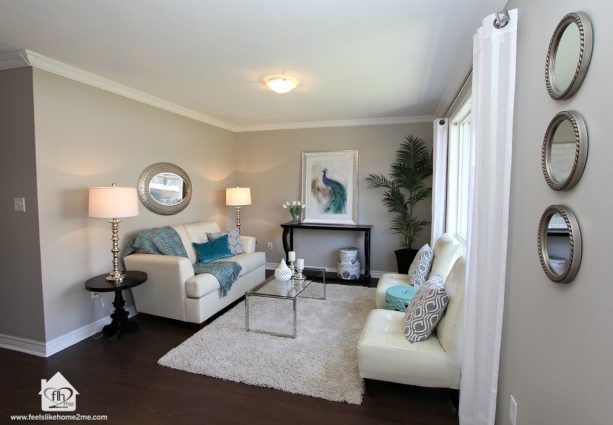 gray and turquoise living room