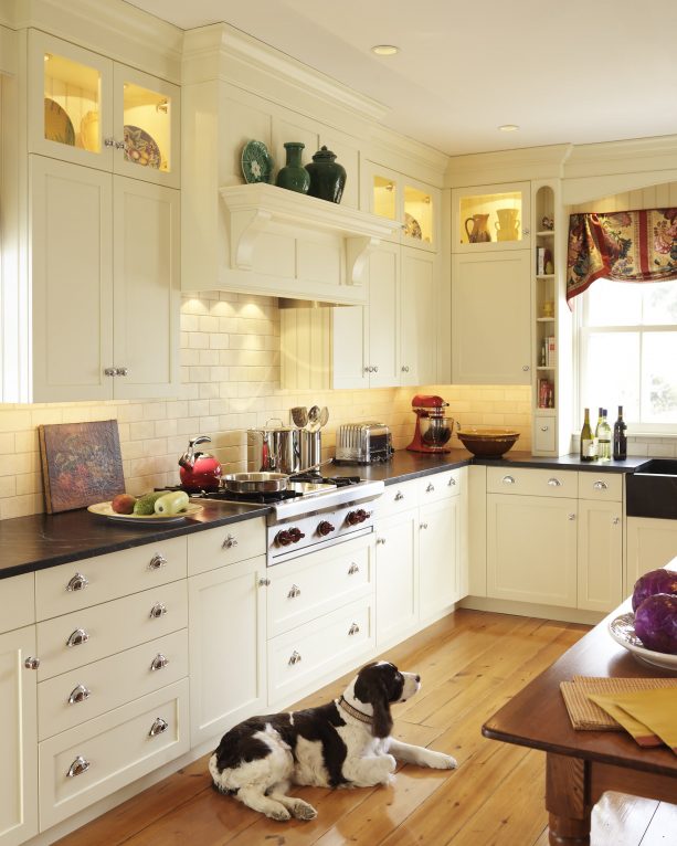 warm white shaker cabinets