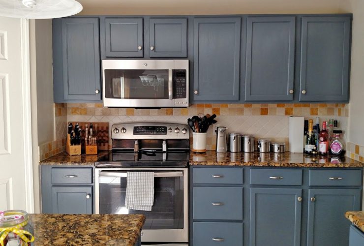 kitchen cabinet makeover with General Finish Gray Gel Stain