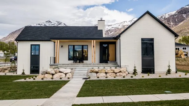 black and white classic combination in a mountain house exterior