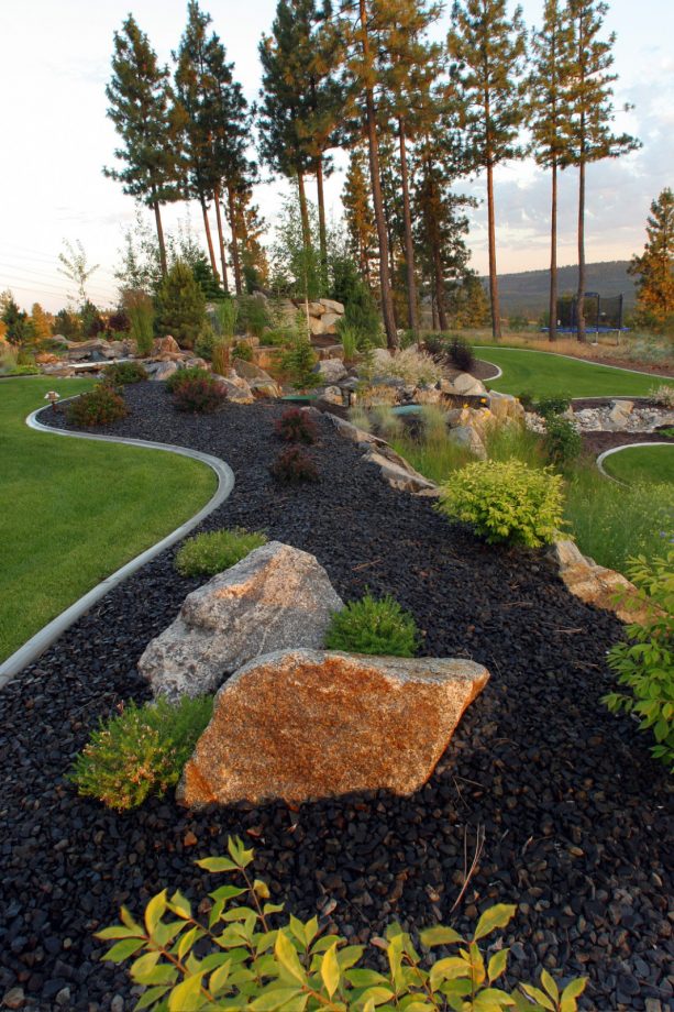 Black Lava Rock Landscaping 10 Best, How Much Lava Rock Do I Need For Landscaping