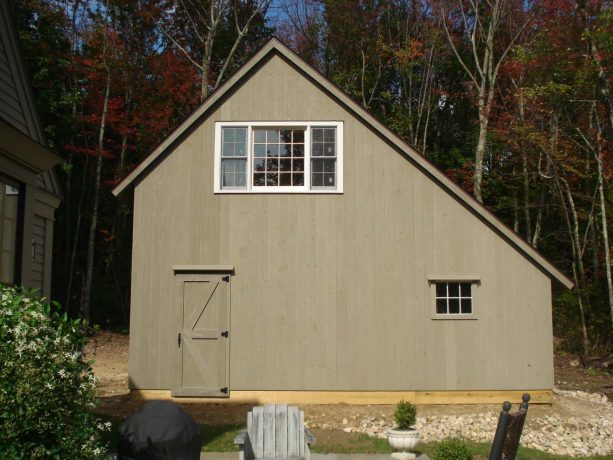 the pole barn building comes in saltbox style